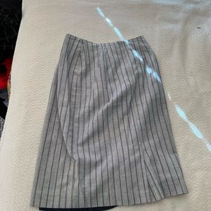 VINTAGE pinstripe pencil skirt. High waisted, size 6